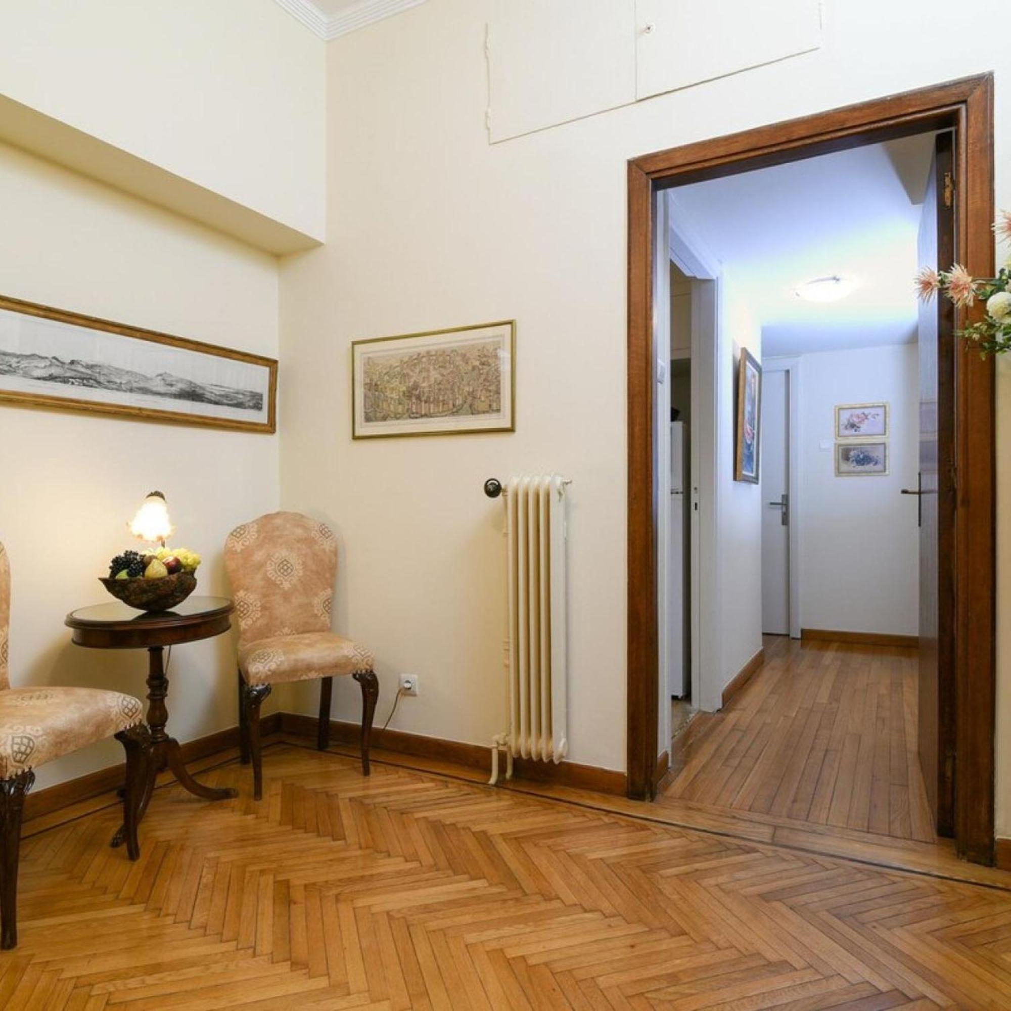 Classy Apartment In The Heart Of Atene Esterno foto