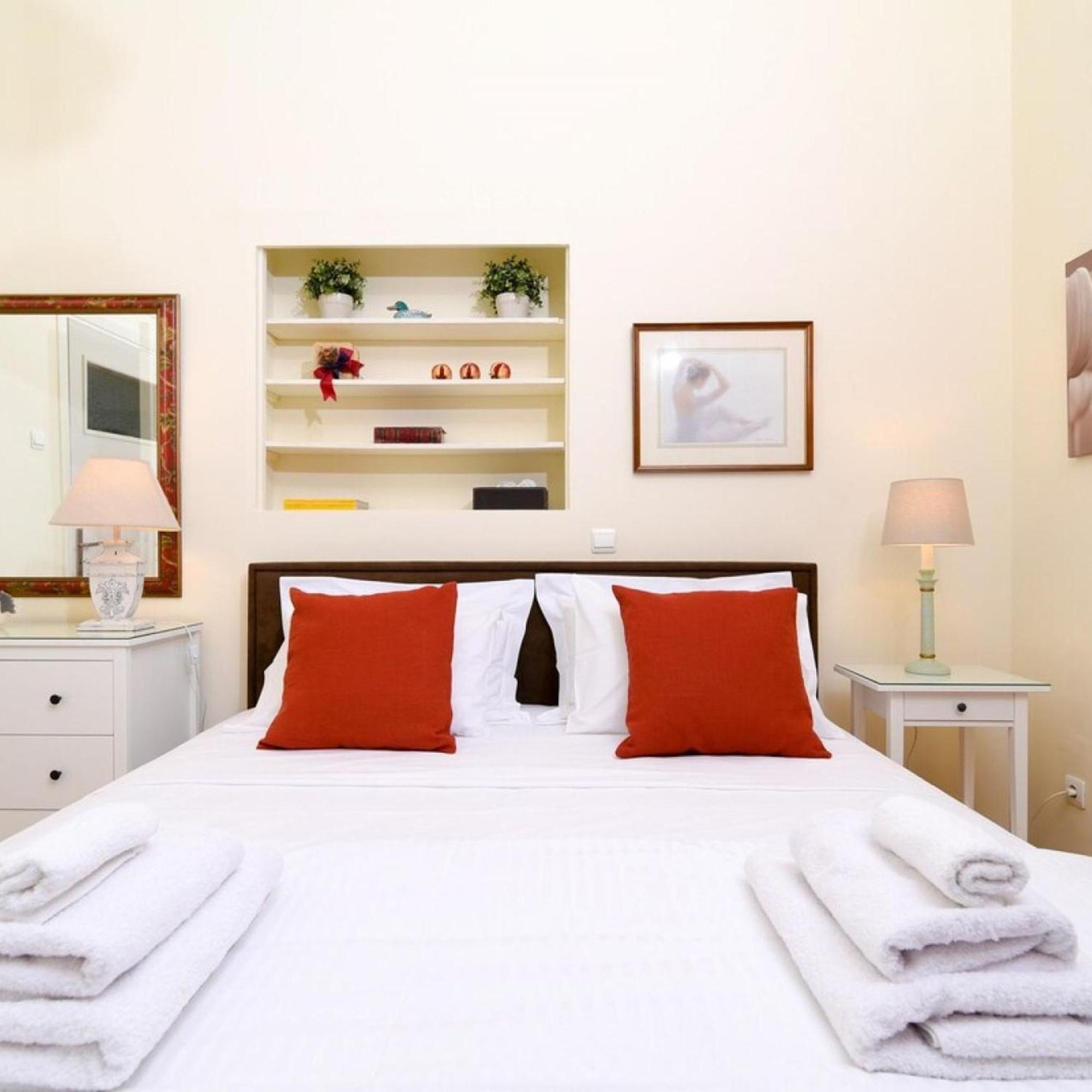 Classy Apartment In The Heart Of Atene Esterno foto