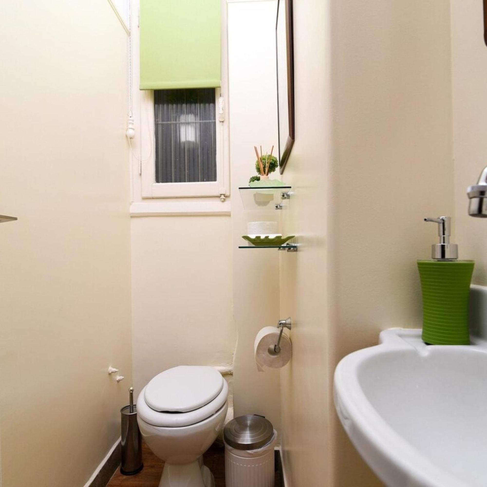 Classy Apartment In The Heart Of Atene Esterno foto