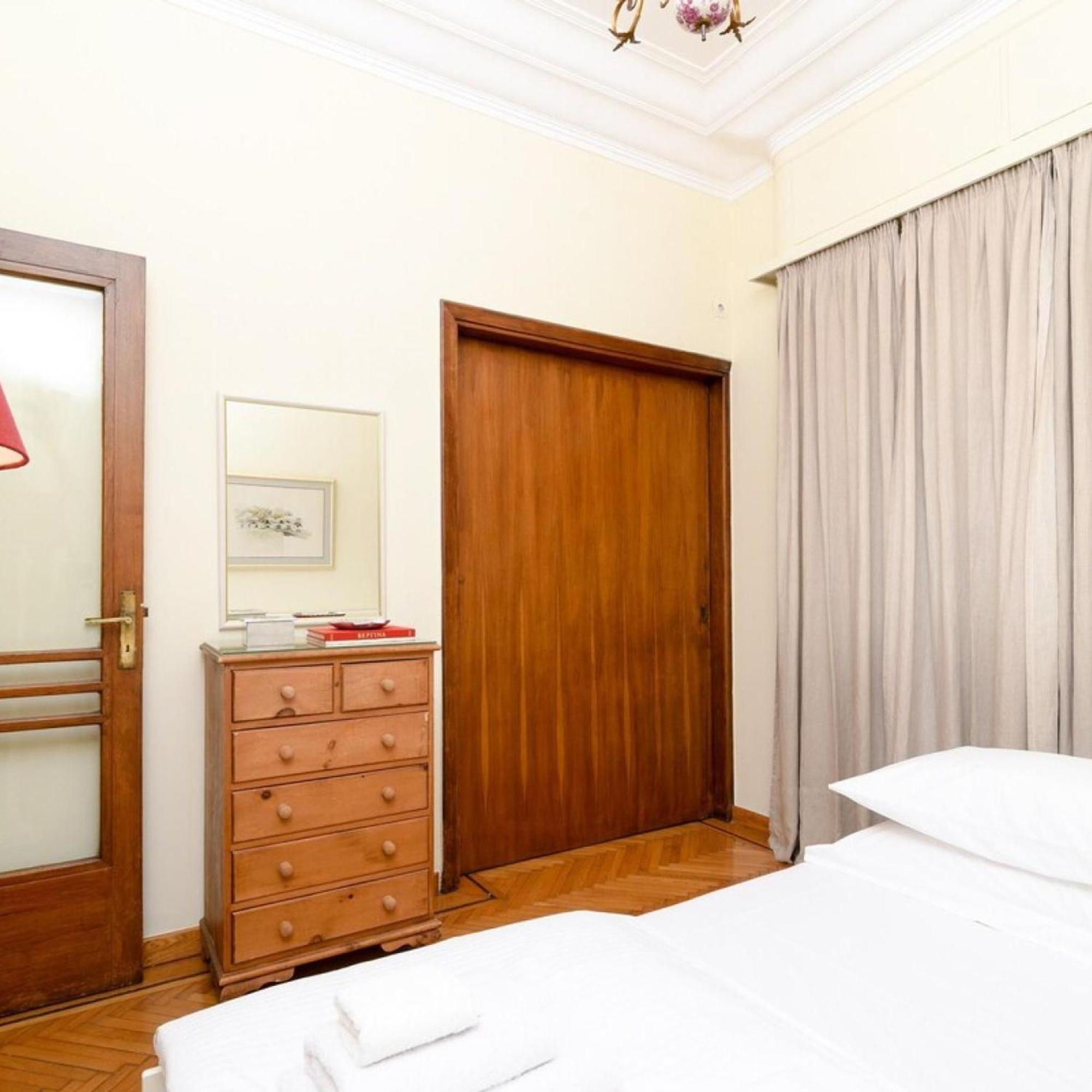 Classy Apartment In The Heart Of Atene Esterno foto